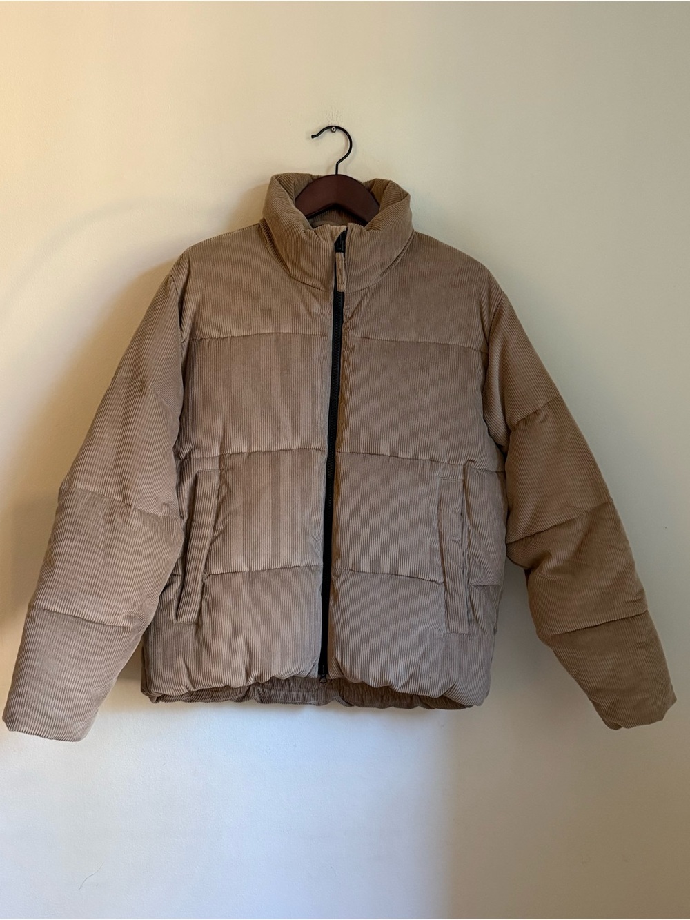 Abercrombie & Fitch Ultra Collection Size M Puffer Jacket Men’s Corduroy Tan